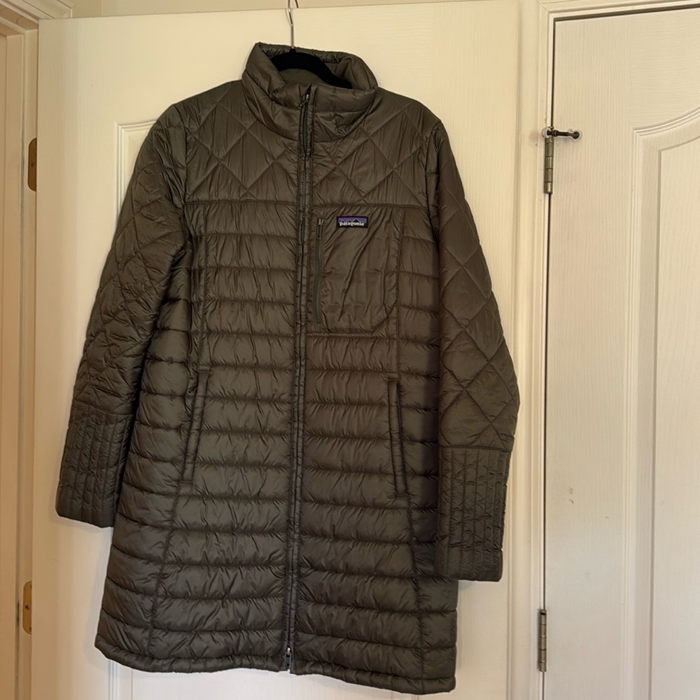 Patagonia Women's Radalie Parka, size Large, Olive green beauty!